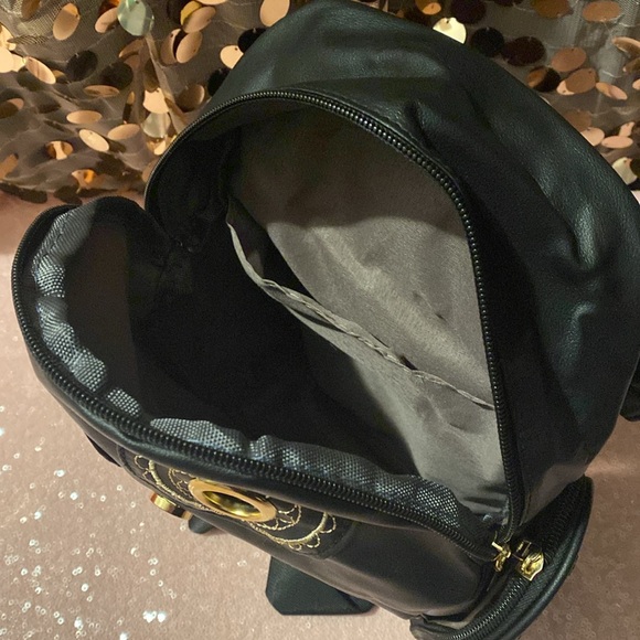 Black and gold color owl small backpack #010 - Picture 9 of 11